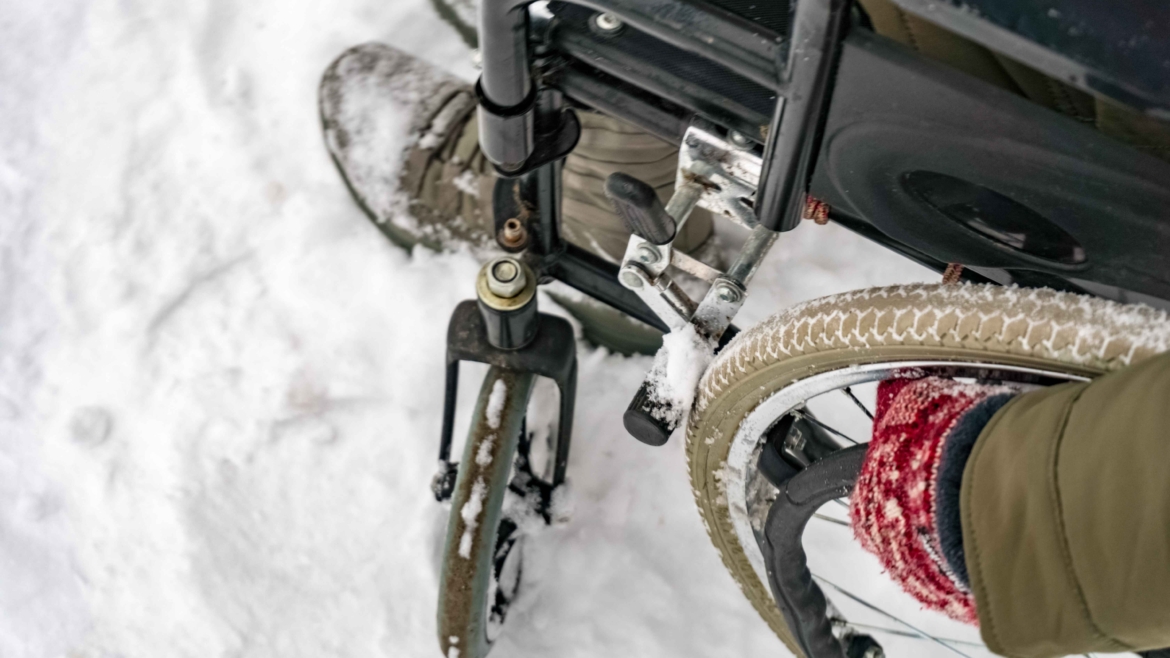 Winter Emergency Medical Equipment: Essential Gear for Staying Safe at Home