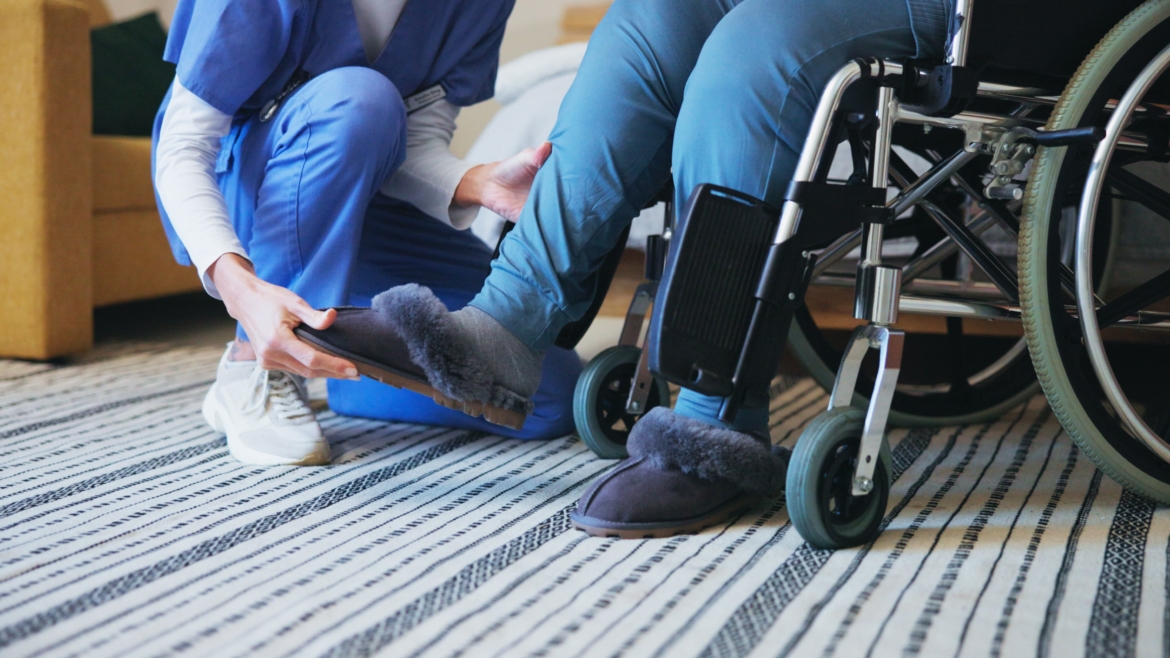 How Home Health Aides Support Nursing Care Plans
